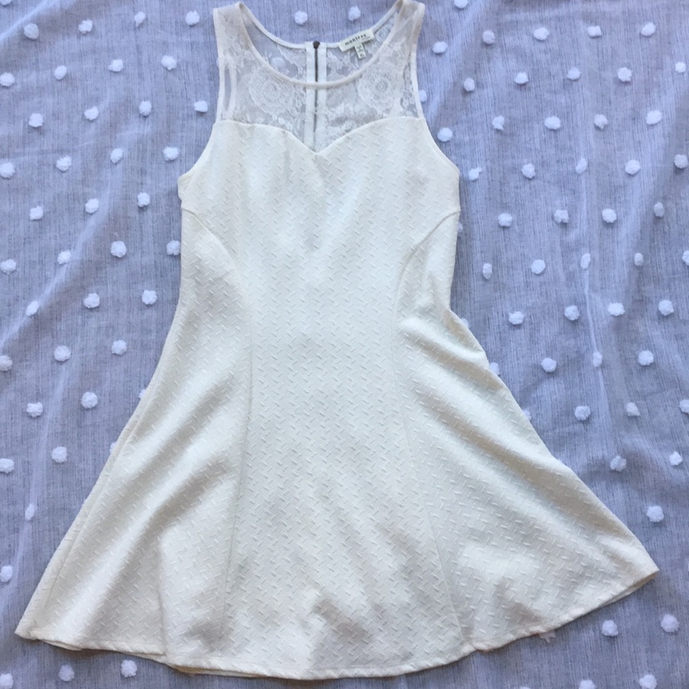 ♦️LAST CHANCE♦️Creme Monteau Dress